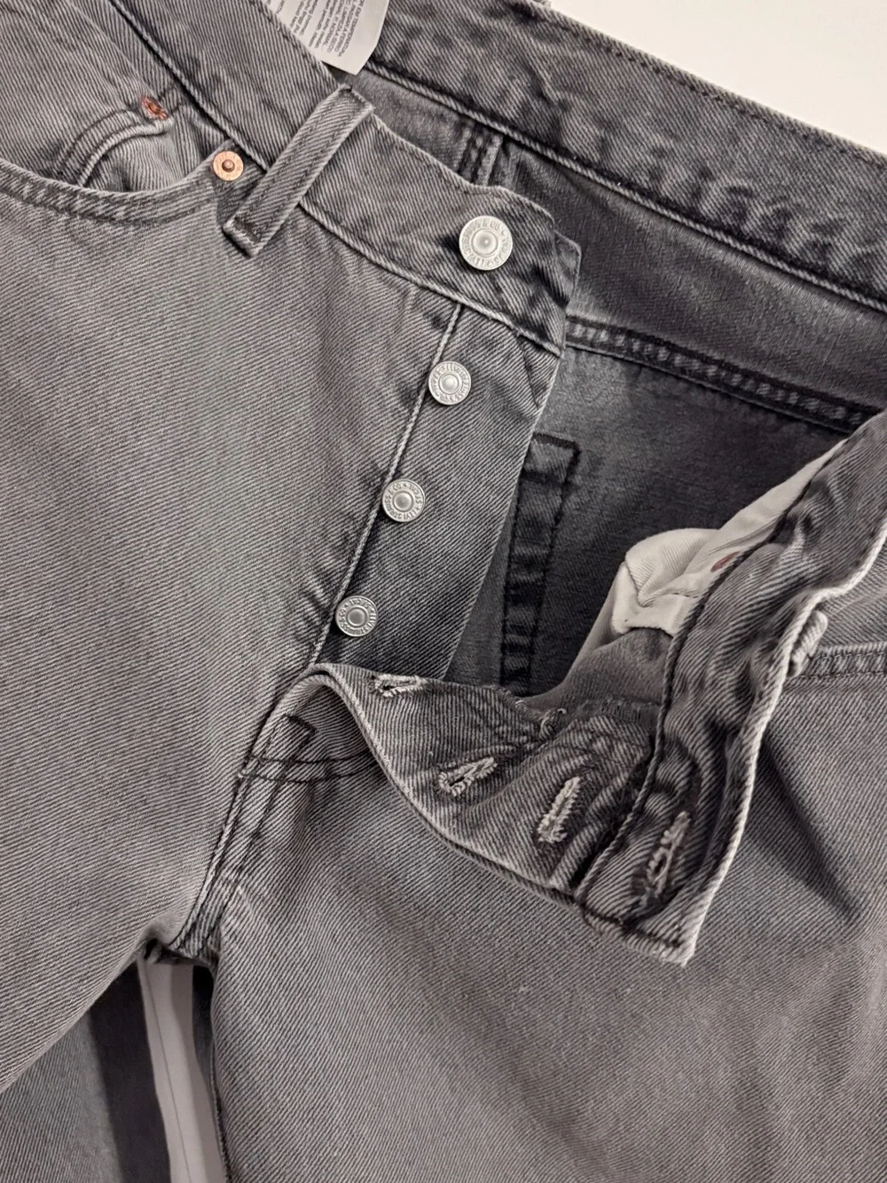 Levi's 501® Men's Straight Jeans in Light Gray